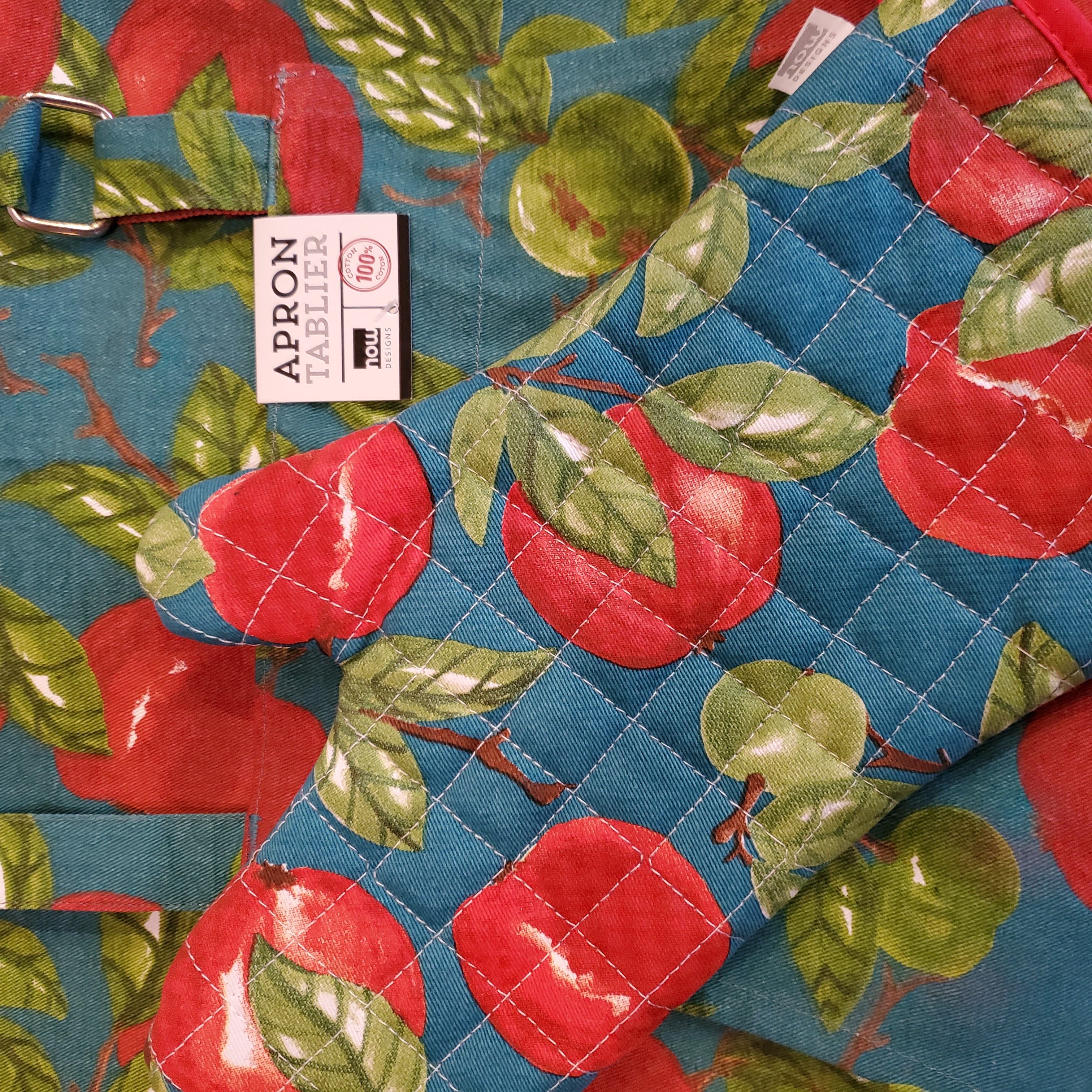 image of Apple Orchard Apron and Oven Mitts