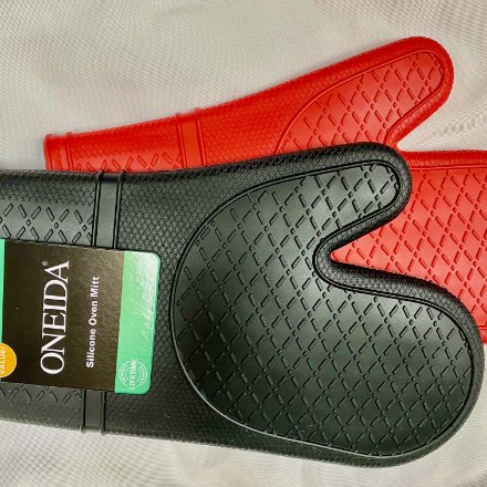 image of Silicone Oven Mitt - Fabric Interior