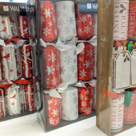 image of Box of Six Red & White Holiday Crackers